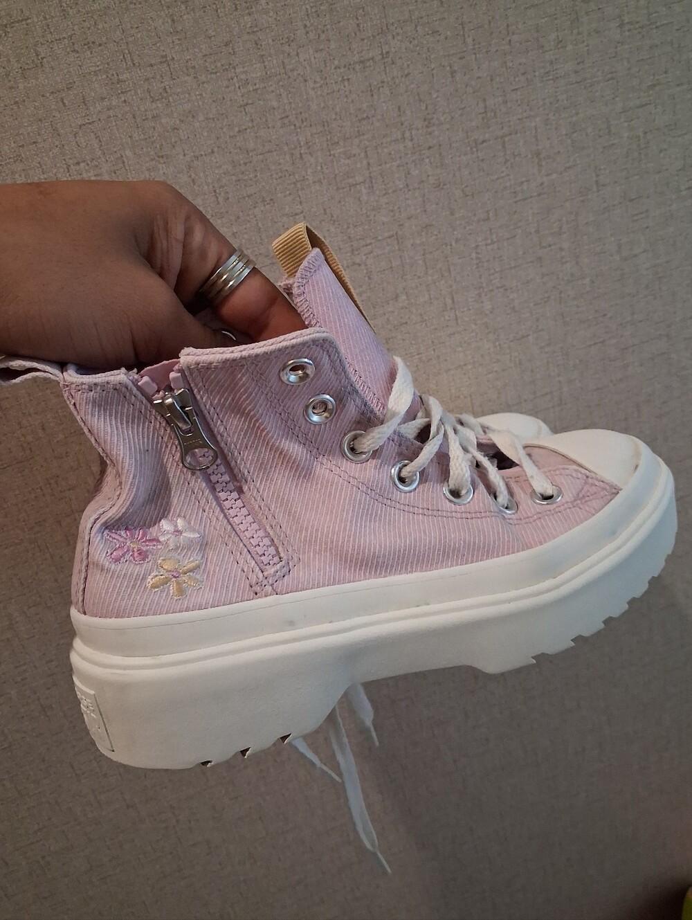 Converse Lilac High-Top Canvas Kids Sneakers with Floral Embroidery